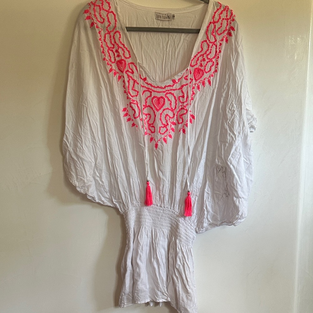 Tiare Hawaii White Mini dress with Pink Accents